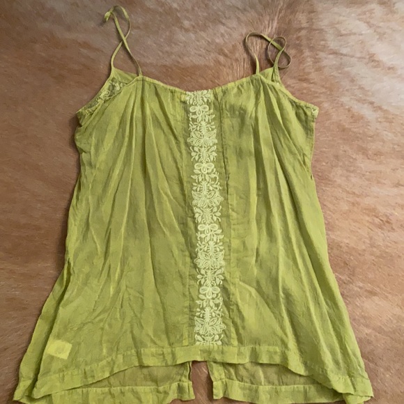 JW- silk green tank top - Picture 3 of 3